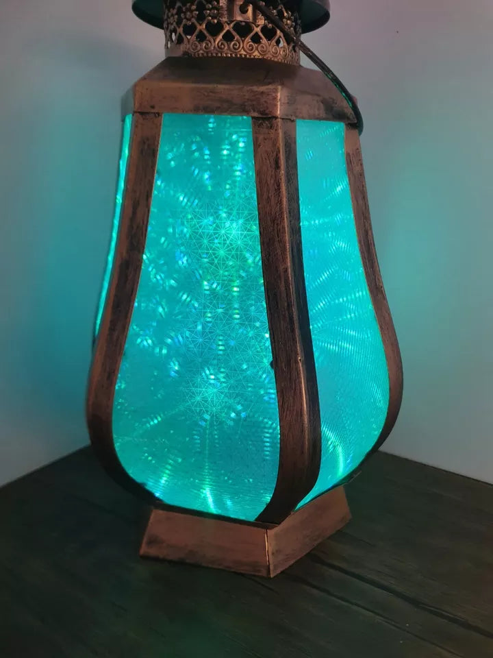 Rotierende LED-Laterne mit 3D-Effekt von Luxform - Farbwechsel in Bunt